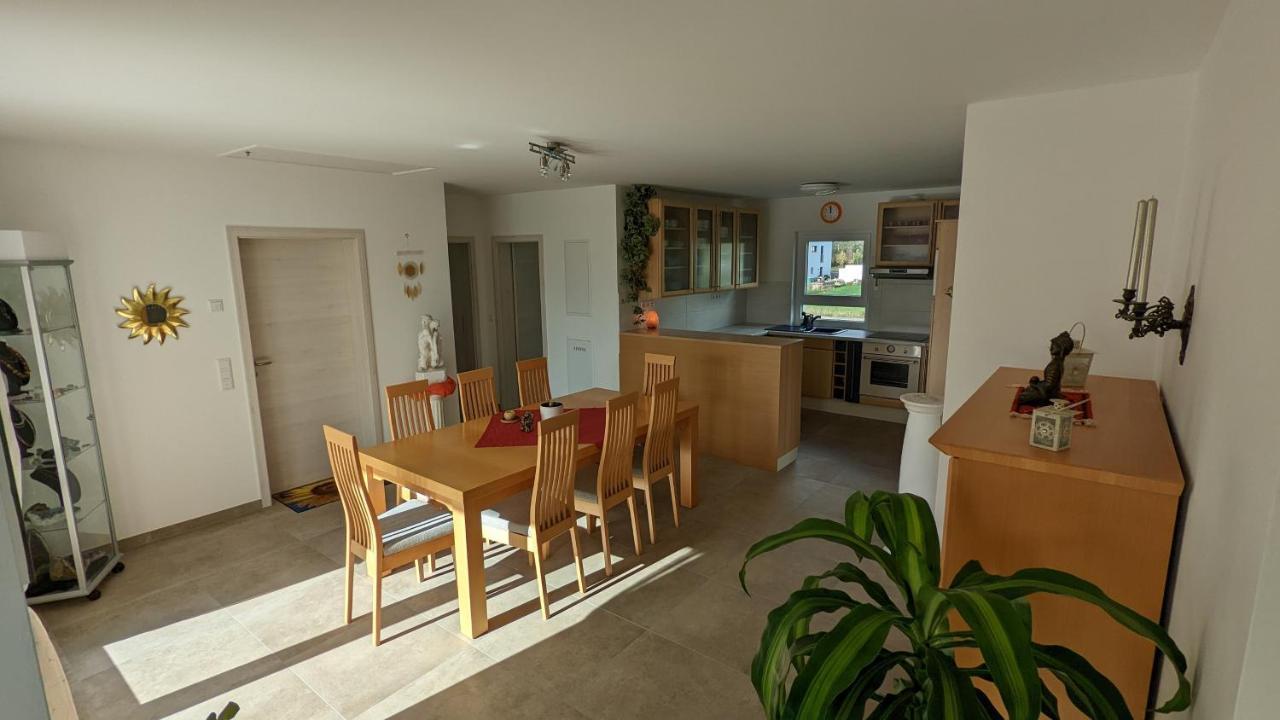 Gaestehaus Freystadt ภายนอก รูปภาพ